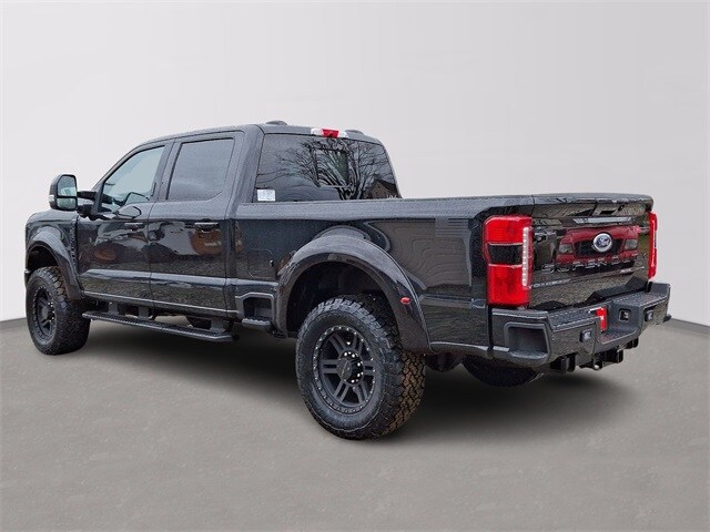 2024 Ford F-250 Lariat photo 3