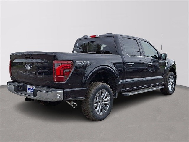 2025 Ford F-150 Lariat photo 4