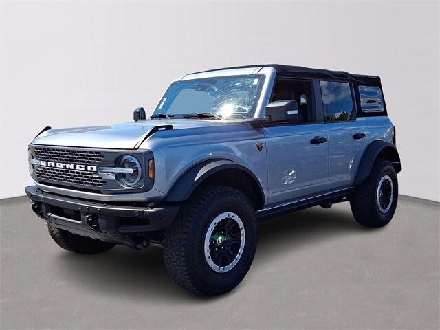 2022 Ford Bronco Badlands photo 3