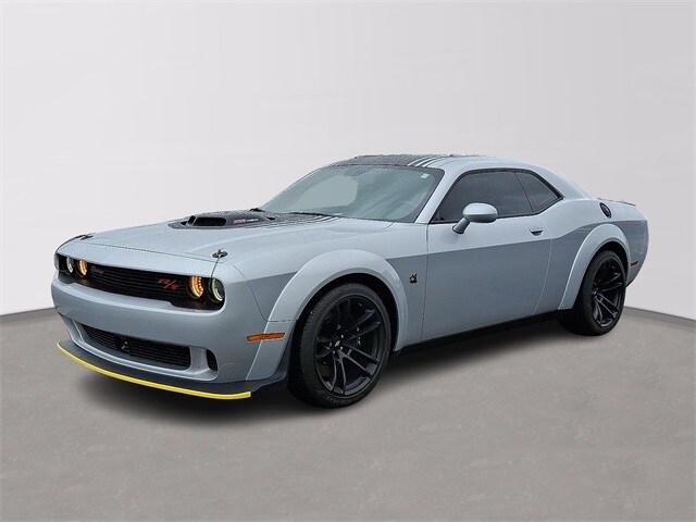 2022 Dodge Challenger R/T Scat Pack photo 3