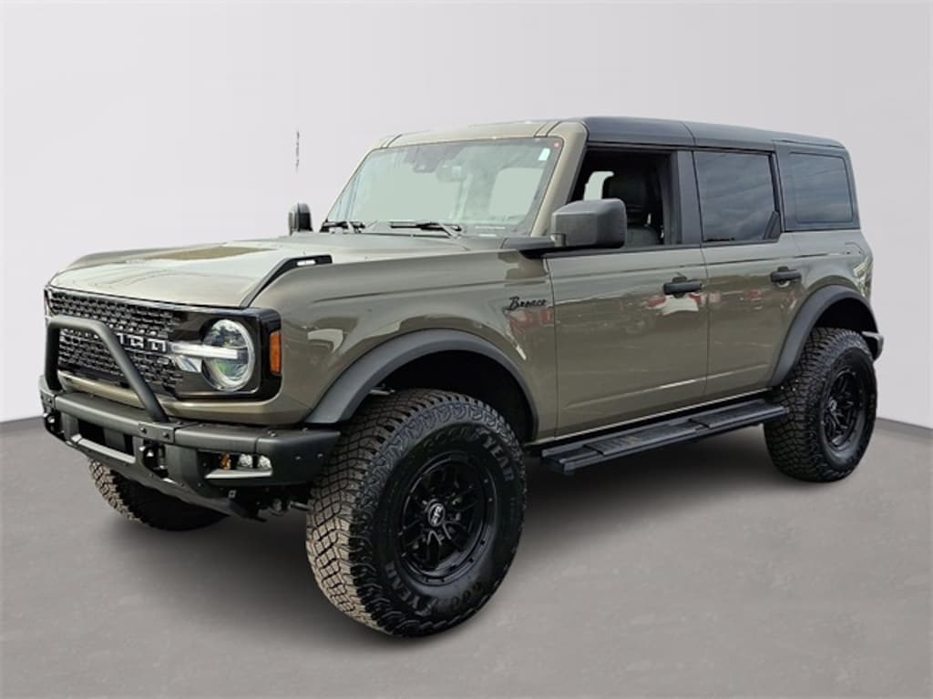 New 2025 Ford Bronco Badlands SUV