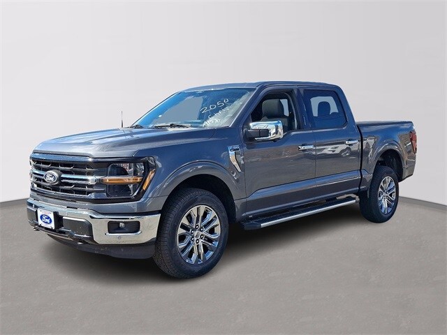 2024 Ford F-150 XLT photo 2