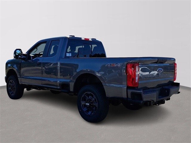 2026 Ford F-350 XL photo 3