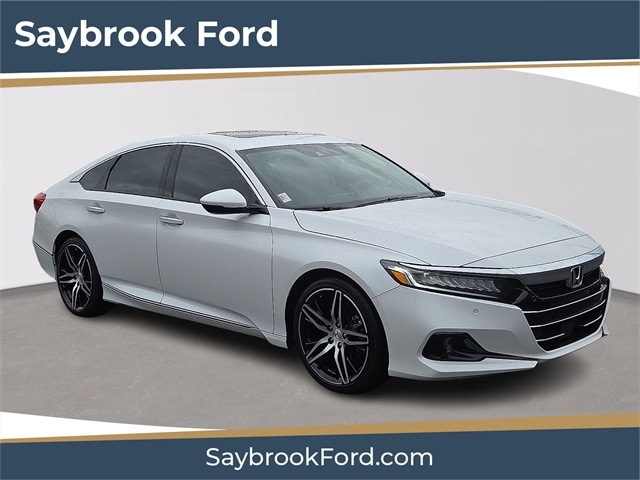 2021 Honda Accord Touring's photo