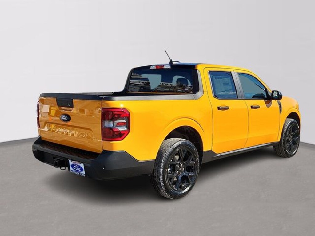 New 2026 Ford Maverick XLT Truck SuperCrew