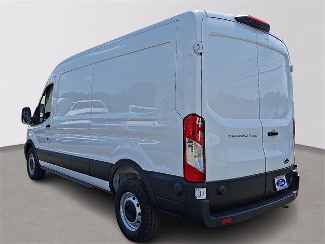 2025 Ford Transit photo 3