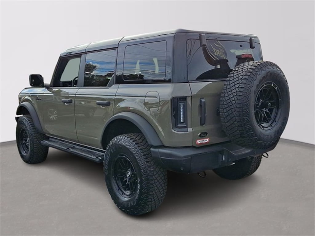 New 2025 Ford Bronco Badlands SUV