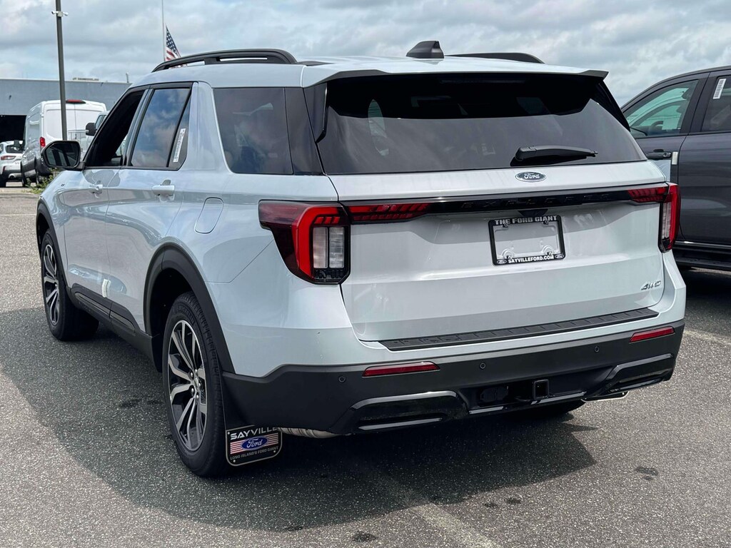 New 2026 Ford Explorer ST-Line SUV