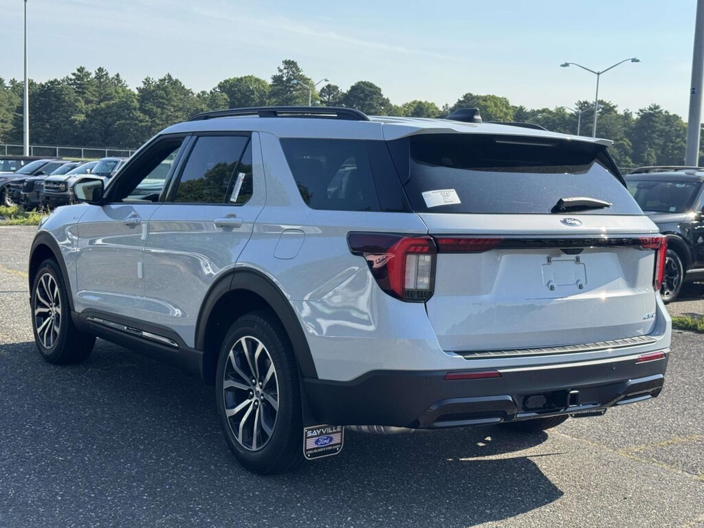 New 2026 Ford Explorer ST-Line SUV