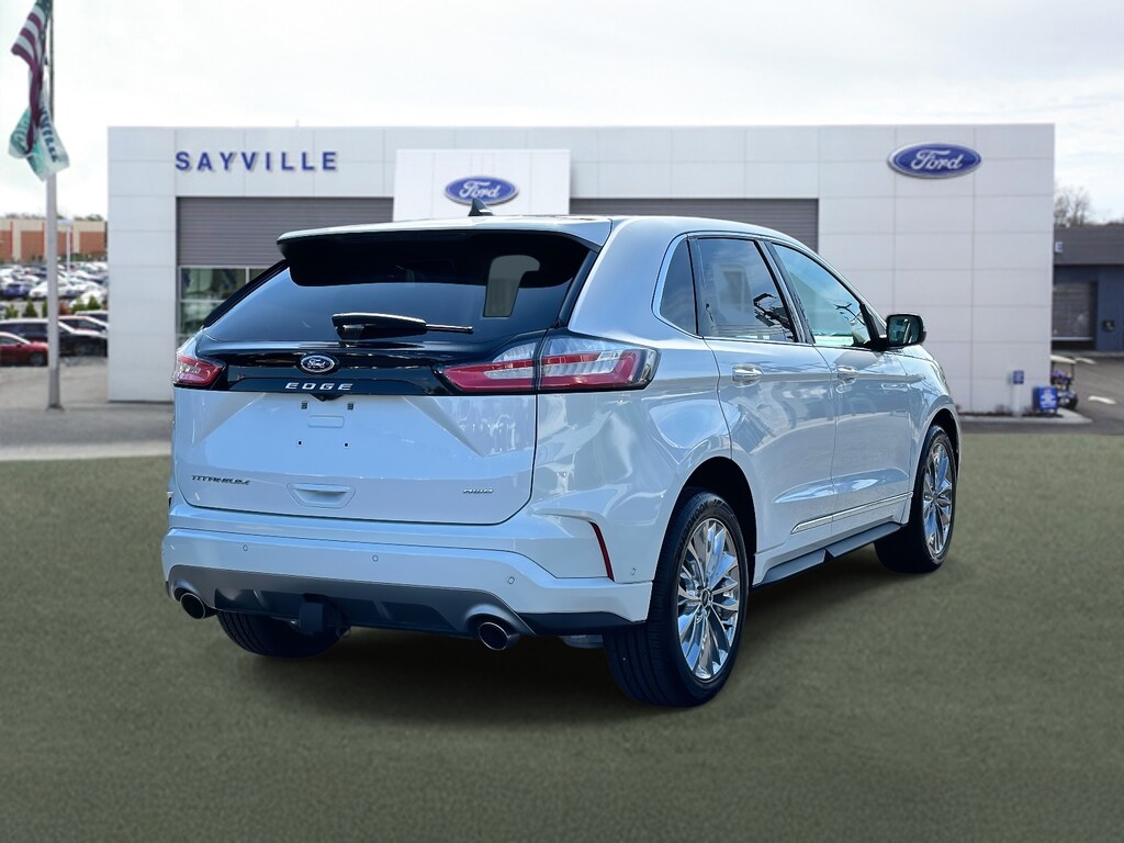 Used 2022 Ford Edge Titanium SUV