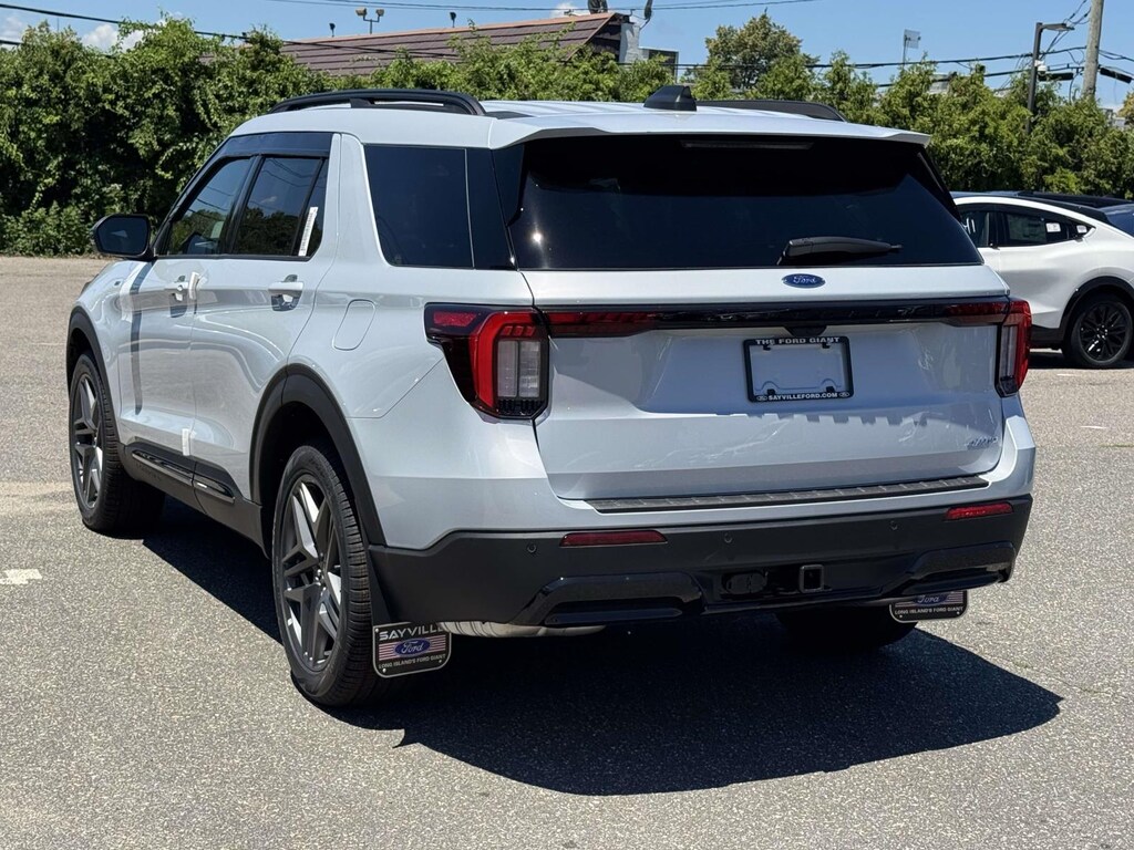 New 2026 Ford Explorer ST-Line SUV