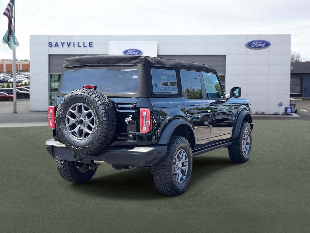 Used 2025 Ford Bronco Badlands SUV