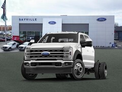 2025 Ford F-550 Chassis Truck Crew Cab