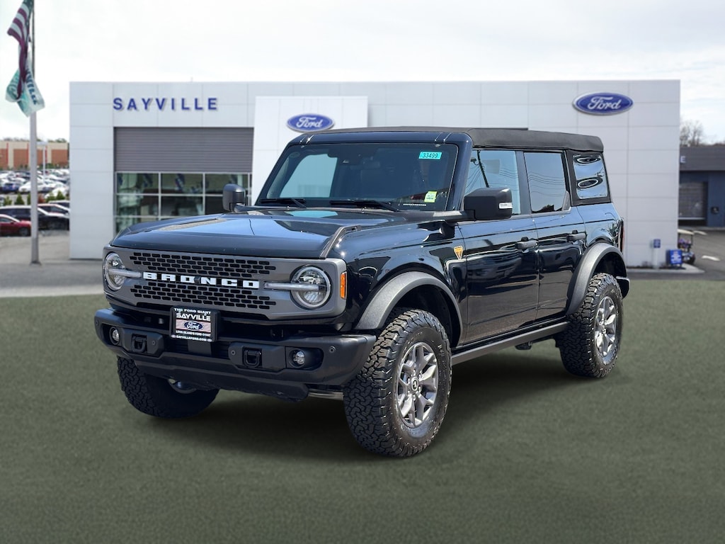 Used 2025 Ford Bronco Badlands SUV