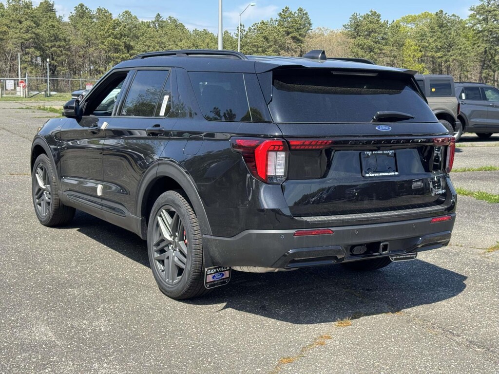 New 2026 Ford Explorer ST-Line SUV