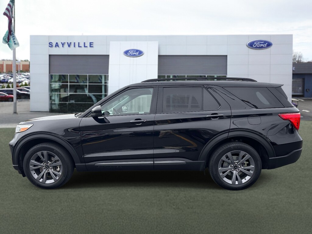 Used 2022 Ford Explorer XLT SUV