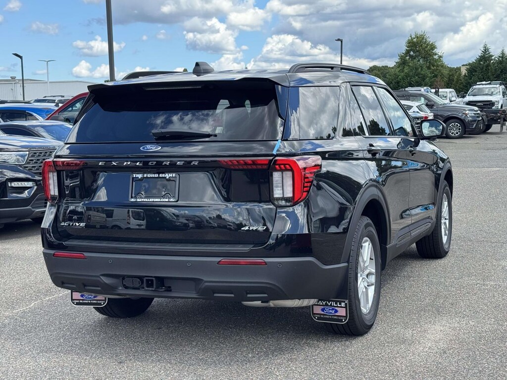 New 2026 Ford Explorer Active SUV
