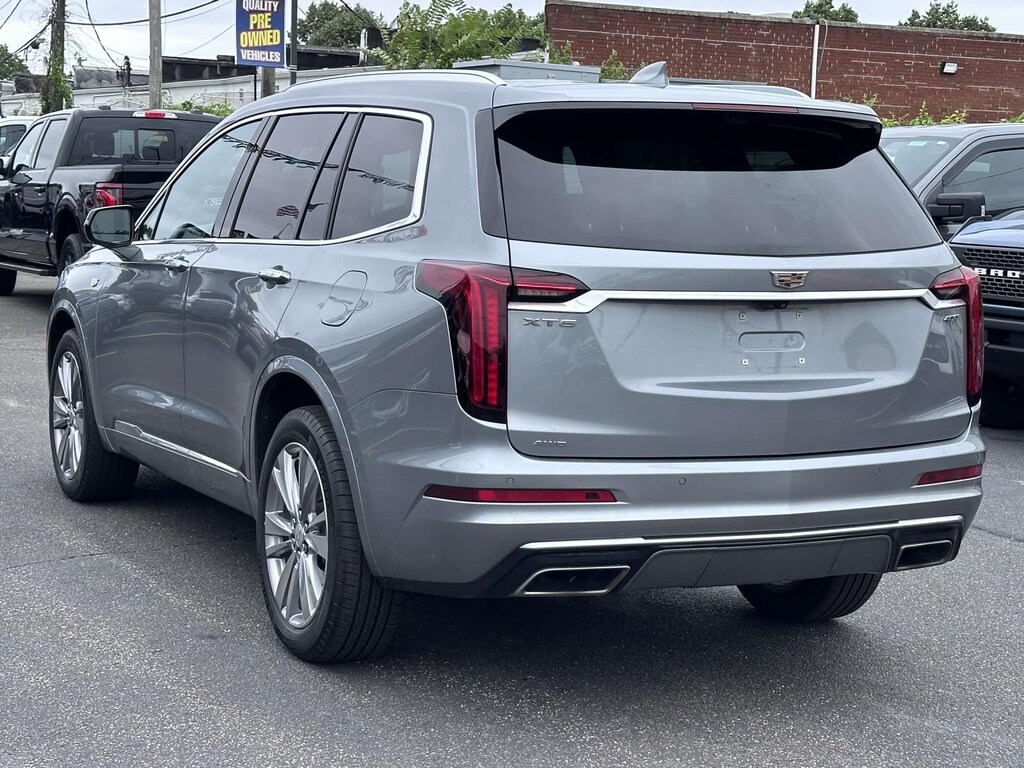 Used 2024 CADILLAC XT6 Premium Luxury SUV