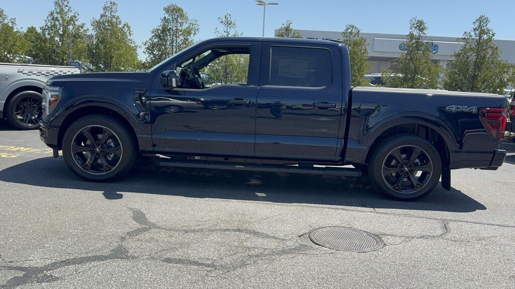 New 2025 Ford F-150 Lariat Truck SuperCrew Cab