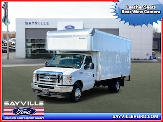 2025 Ford E-450 Cutaway Base Truck