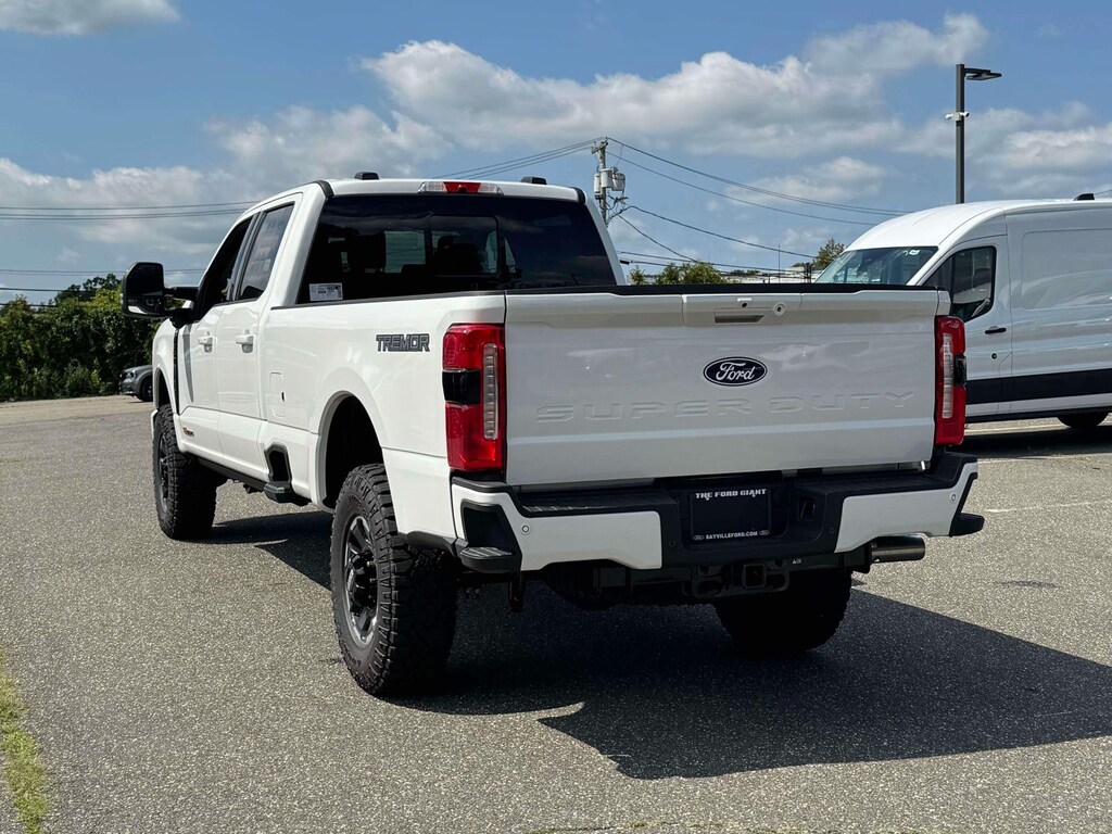 New 2027 Ford F-350 Truck Crew Cab