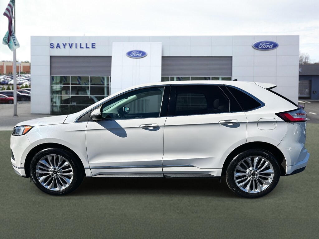 Used 2022 Ford Edge Titanium SUV