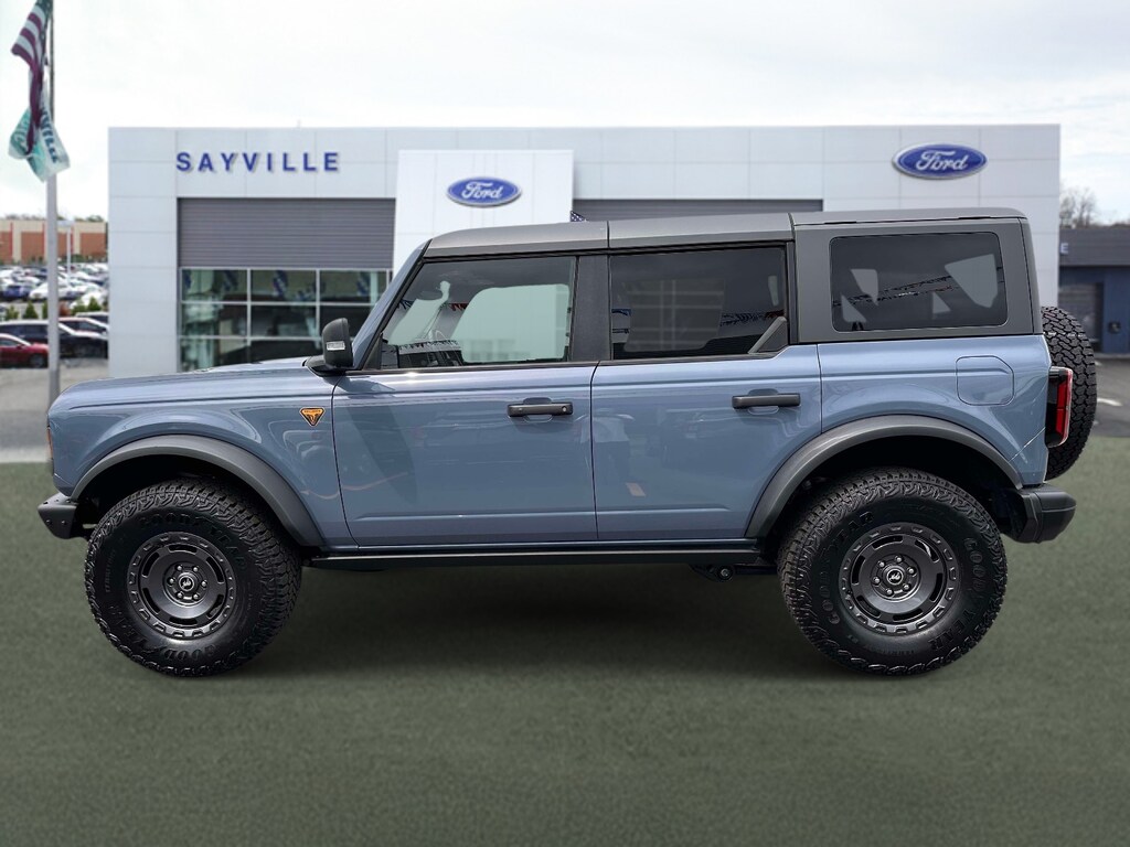 Used 2025 Ford Bronco Badlands SUV