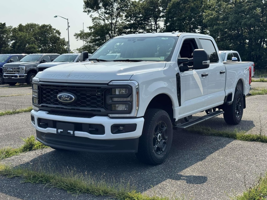 New 2026 Ford F-350 XL Truck Crew Cab