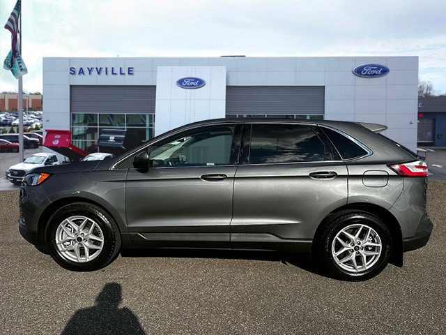 Used 2024 Ford Edge SEL with VIN 2FMPK4J96RBB17778 for sale in Sayville, NY