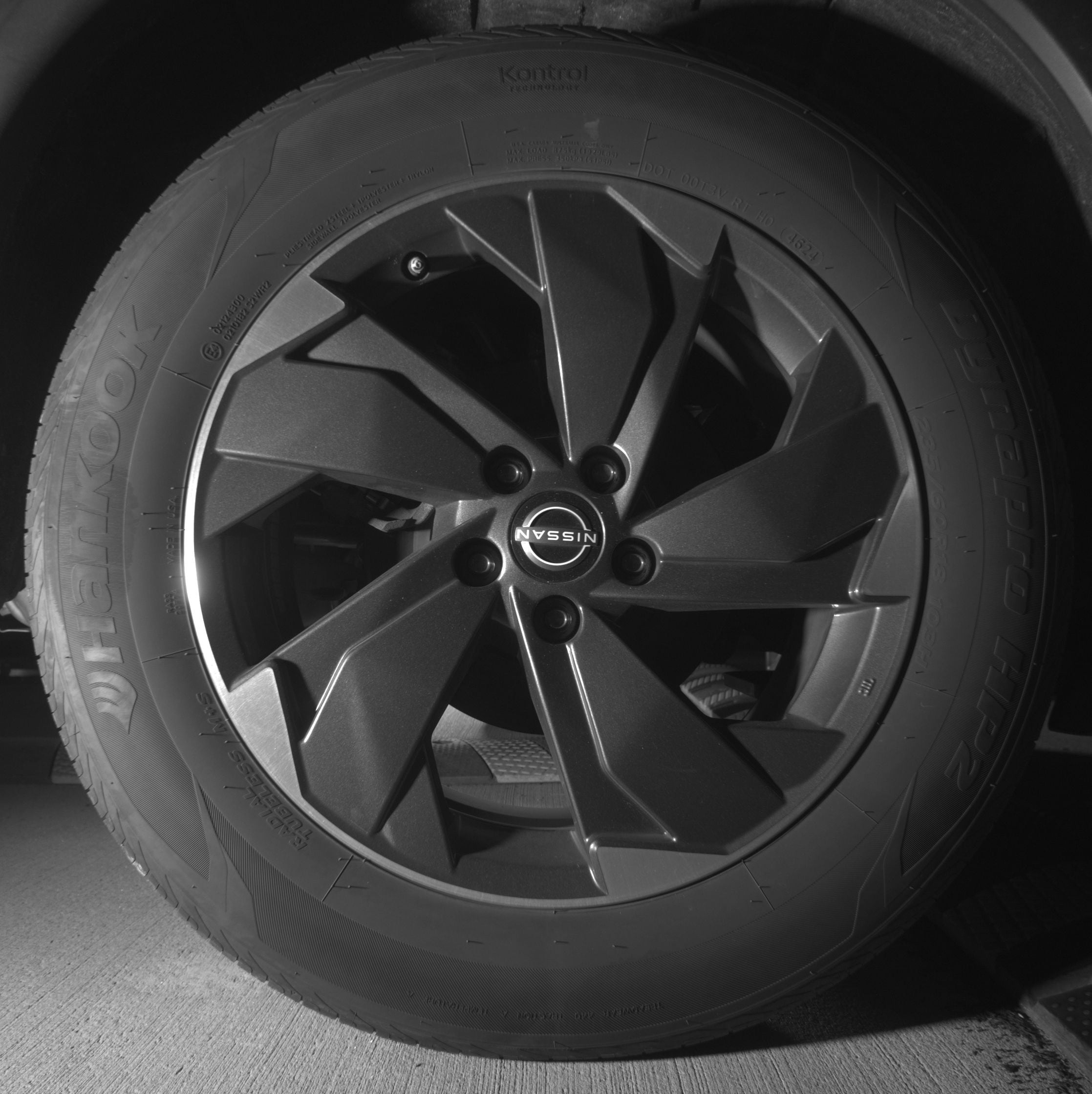 Thumbnail: 2025 Nissan Rogue - 12