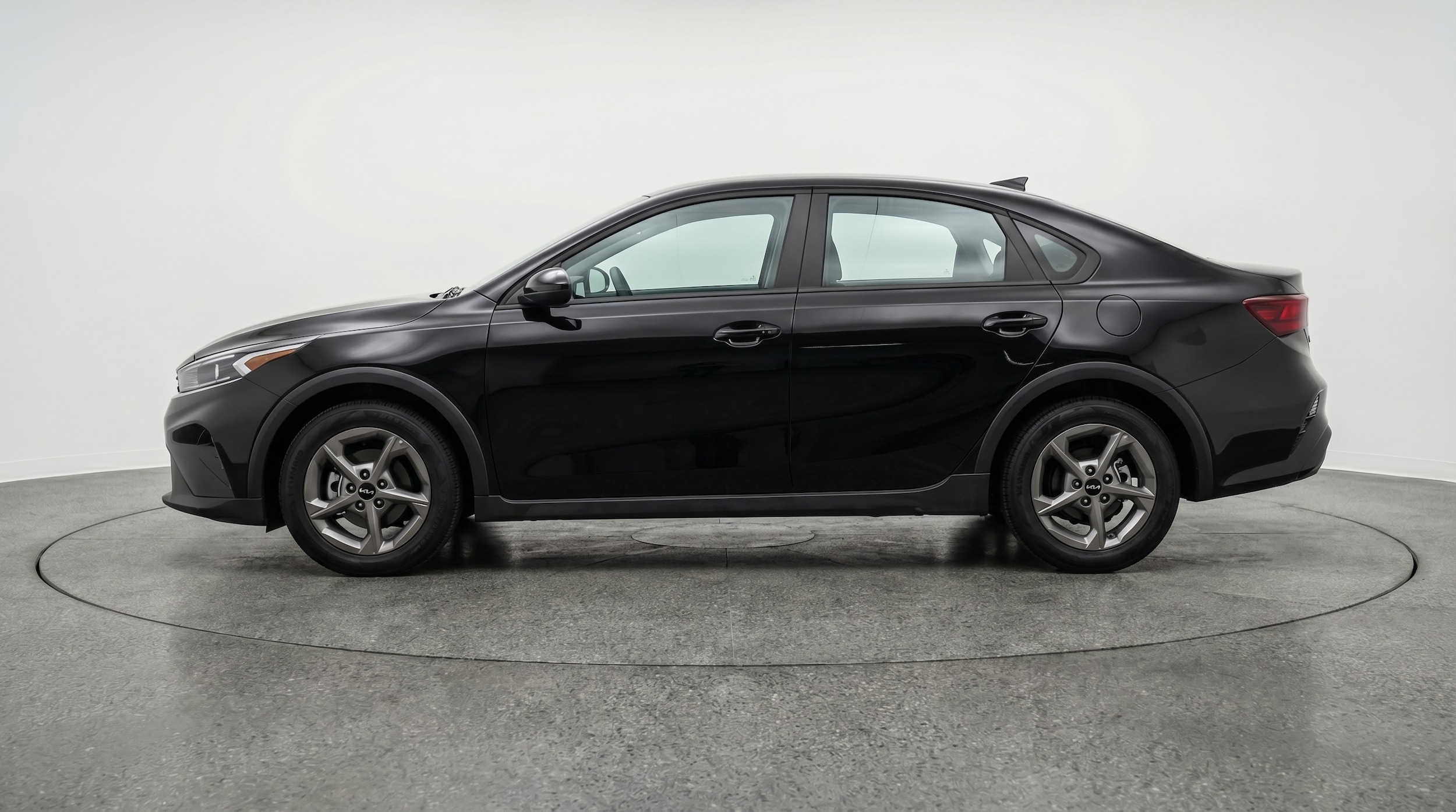 Thumbnail: 2025 Kia K4 - 4