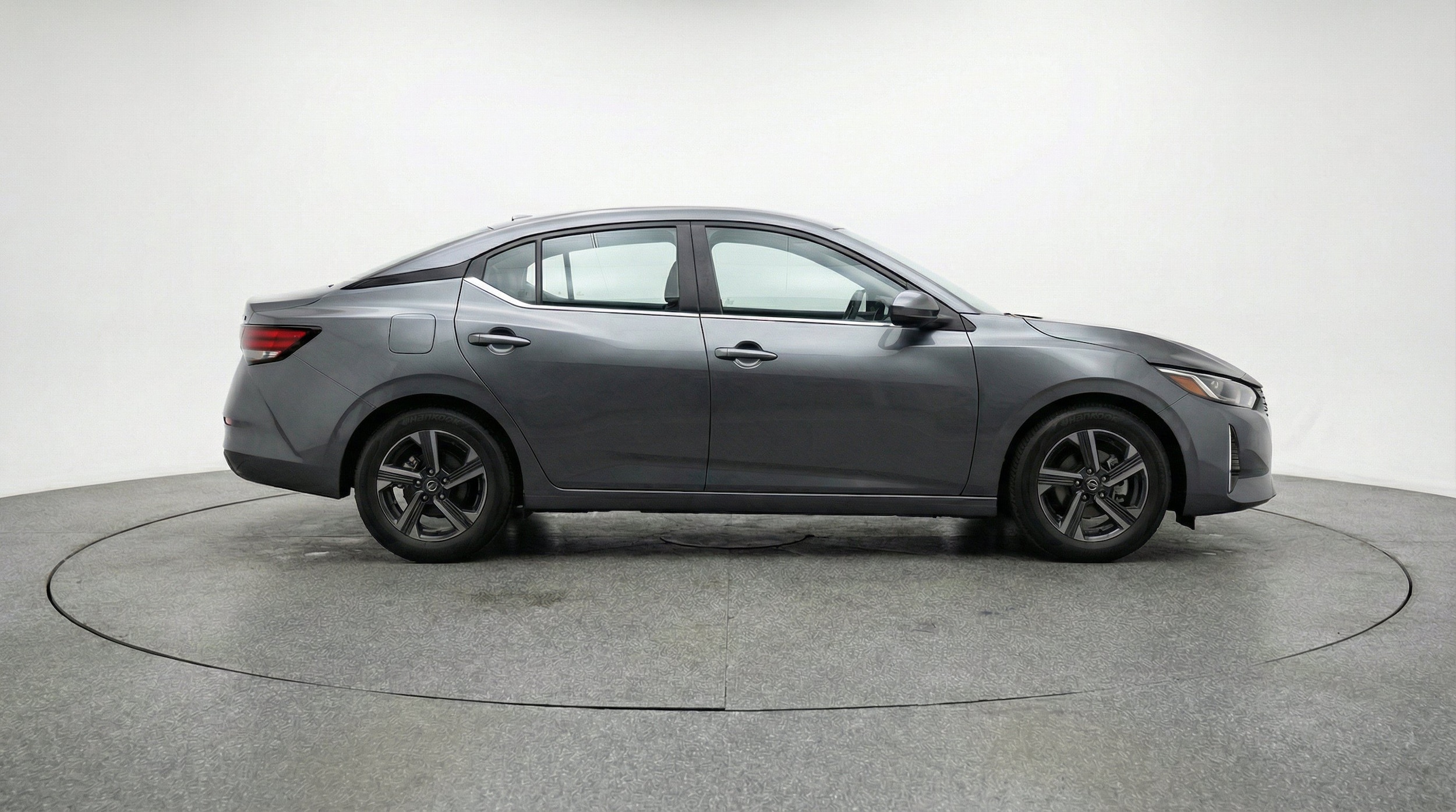 Thumbnail: 2025 Nissan Sentra - 11