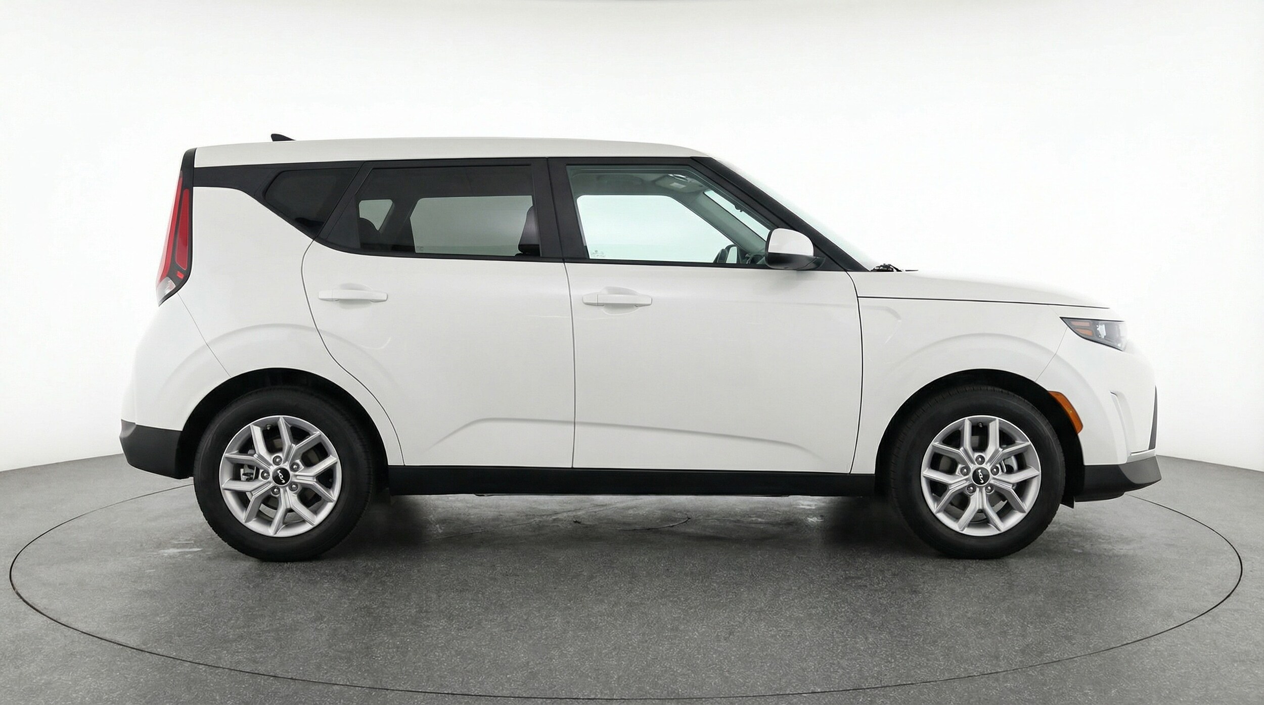 Thumbnail: 2025 Kia Soul - 8