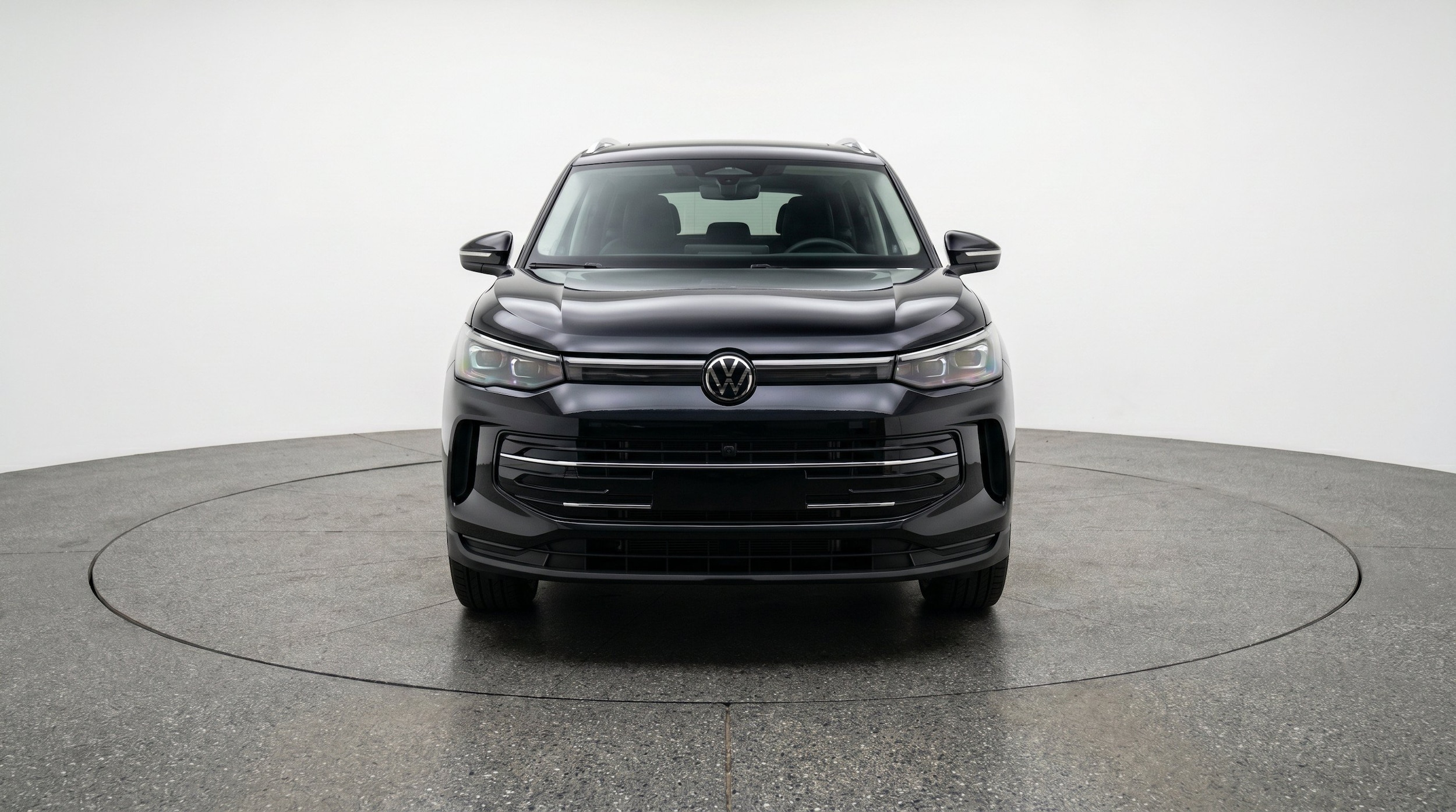 Thumbnail: 2026 Volkswagen Tiguan - 2
