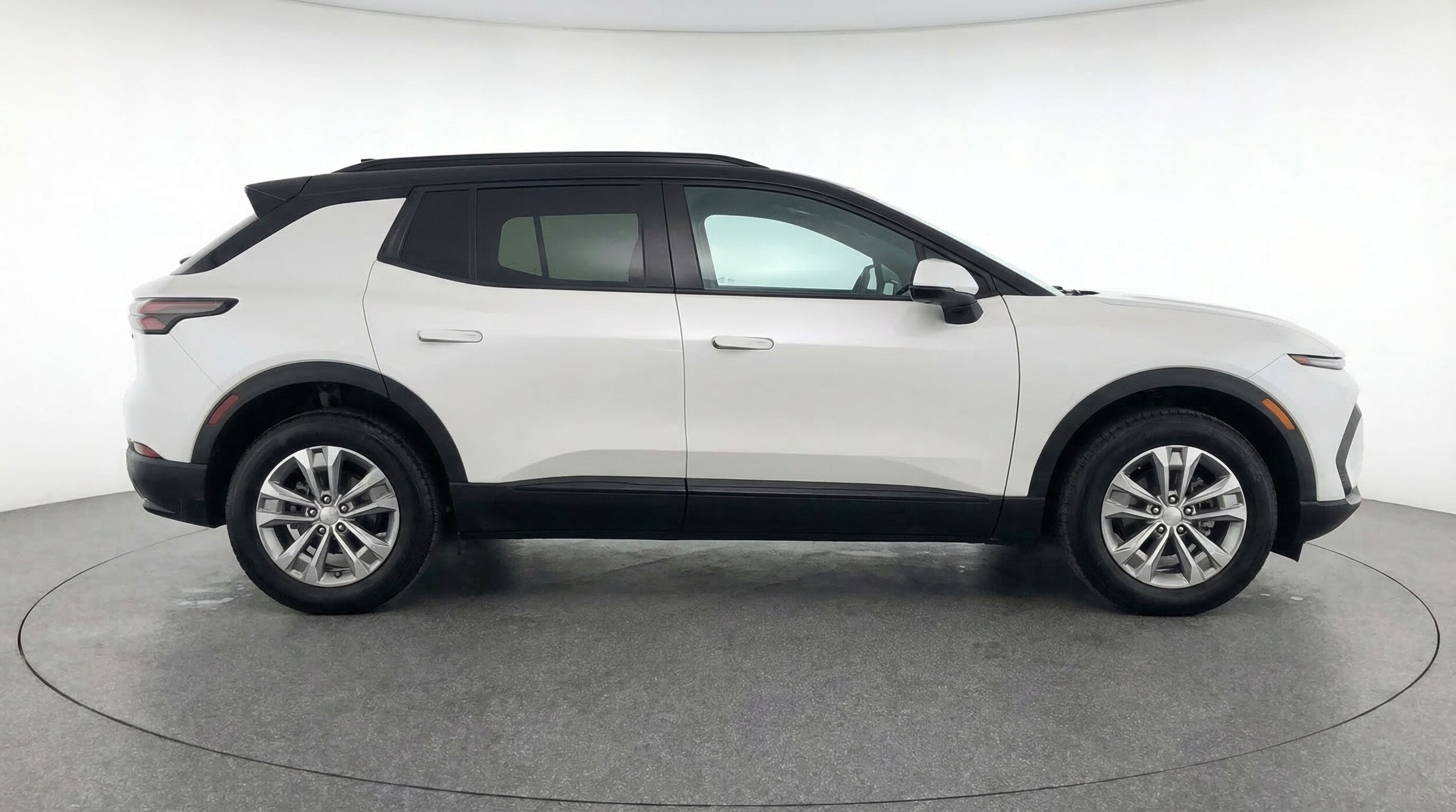 Thumbnail: 2025 Chevrolet Equinox - 8