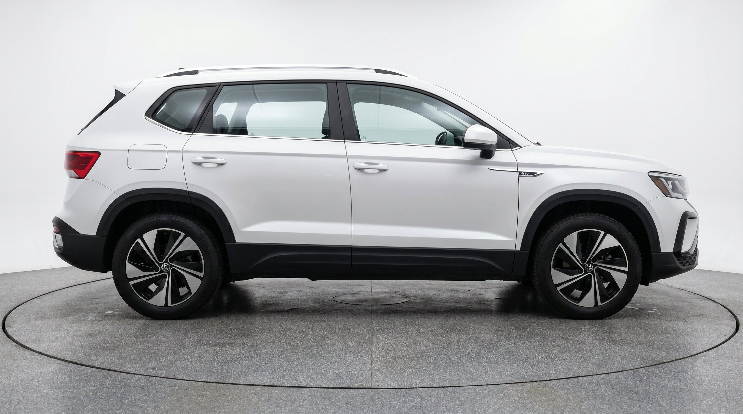 Thumbnail: 2026 Volkswagen Taos - 11