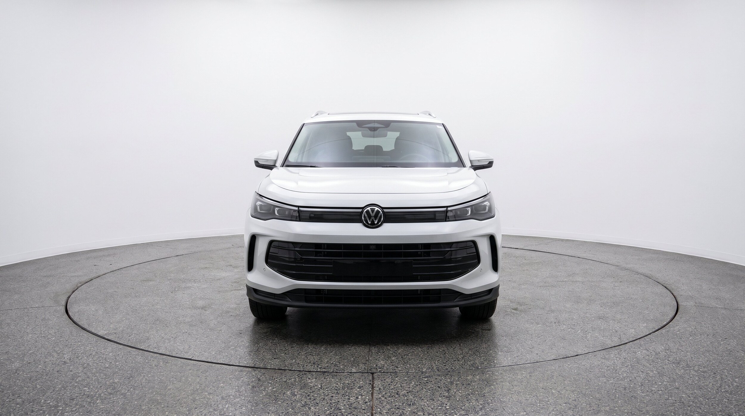 Thumbnail: 2026 Volkswagen Tiguan - 2