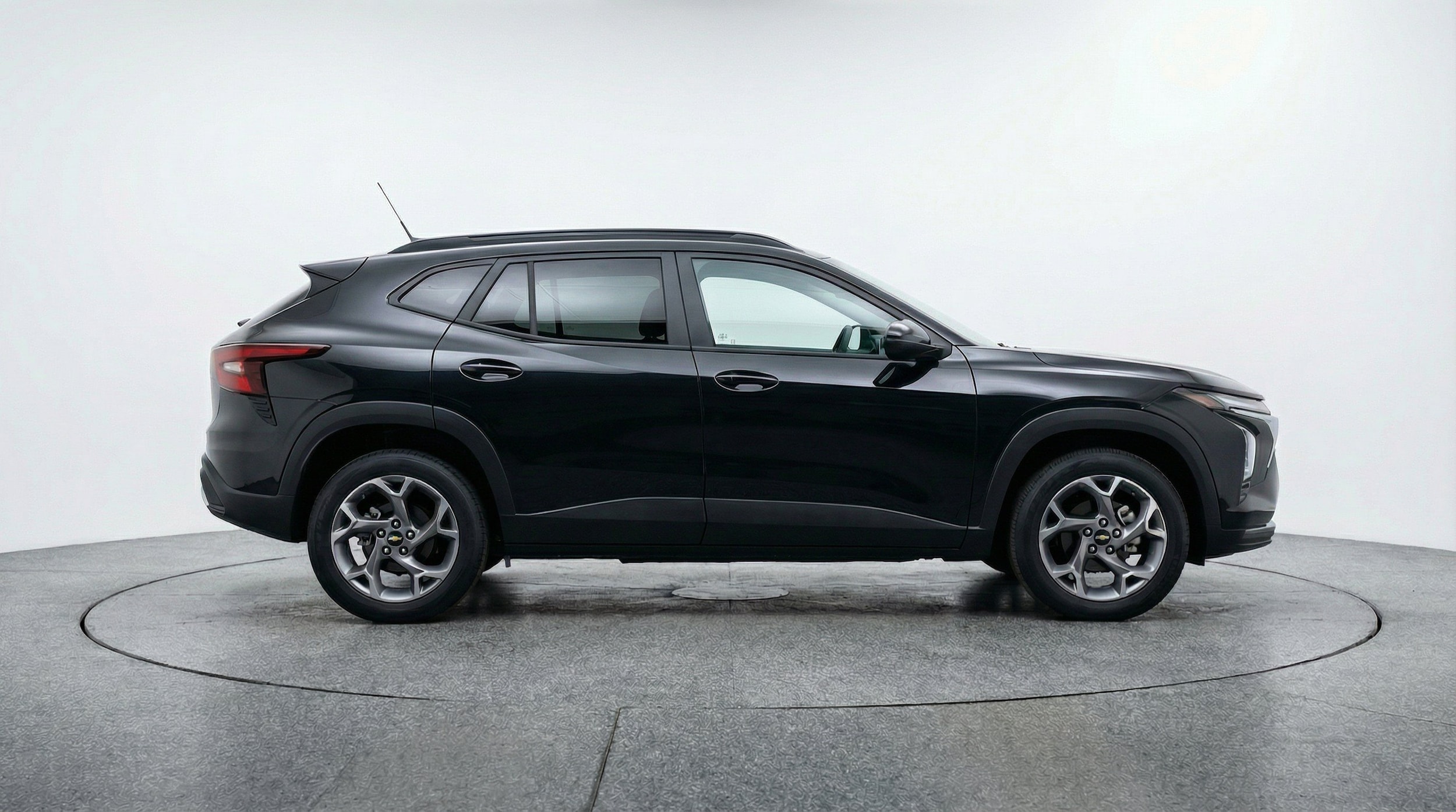 Thumbnail: 2025 Chevrolet Trax - 11