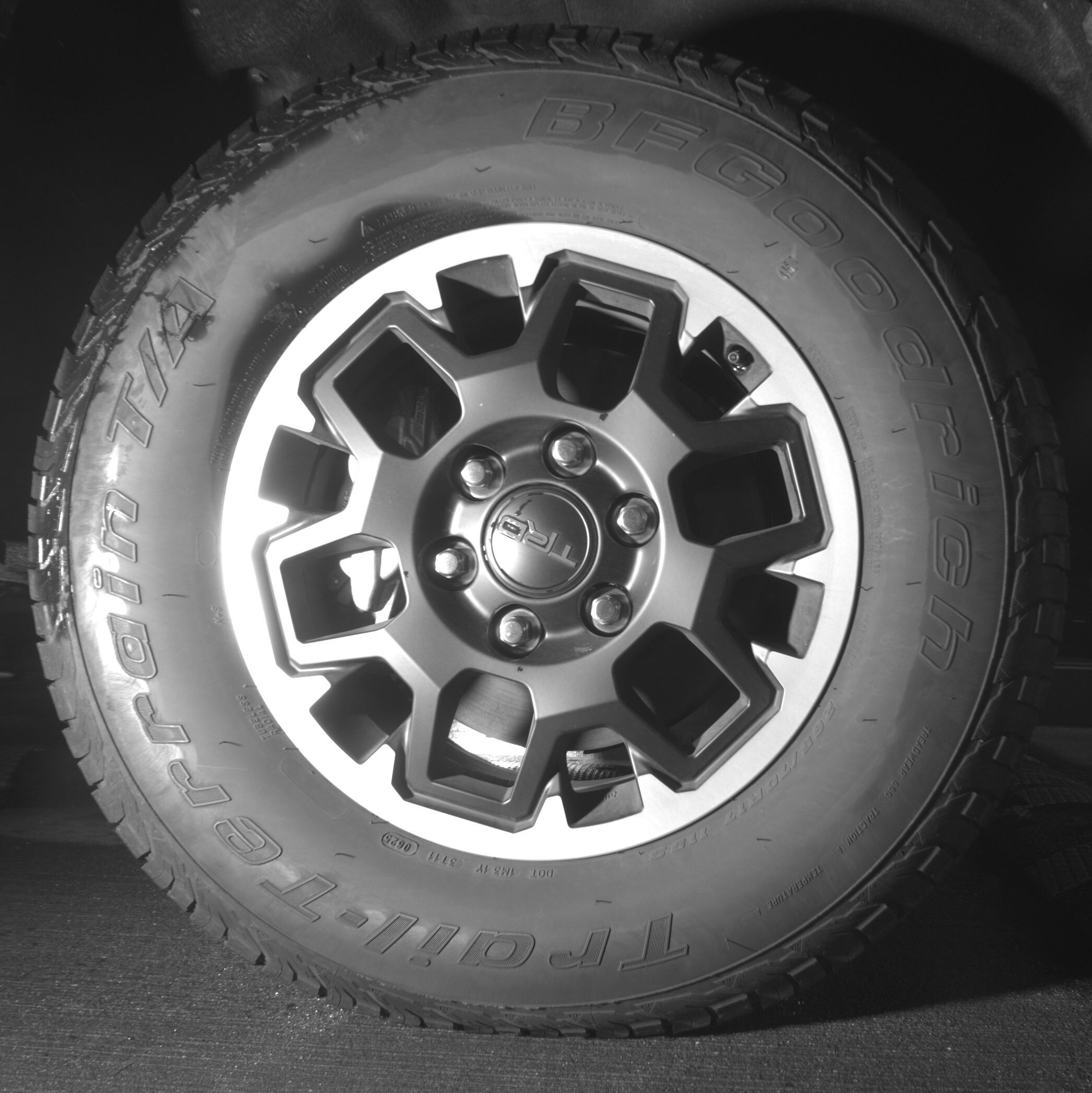 Thumbnail: 2025 Toyota Tacoma - 10