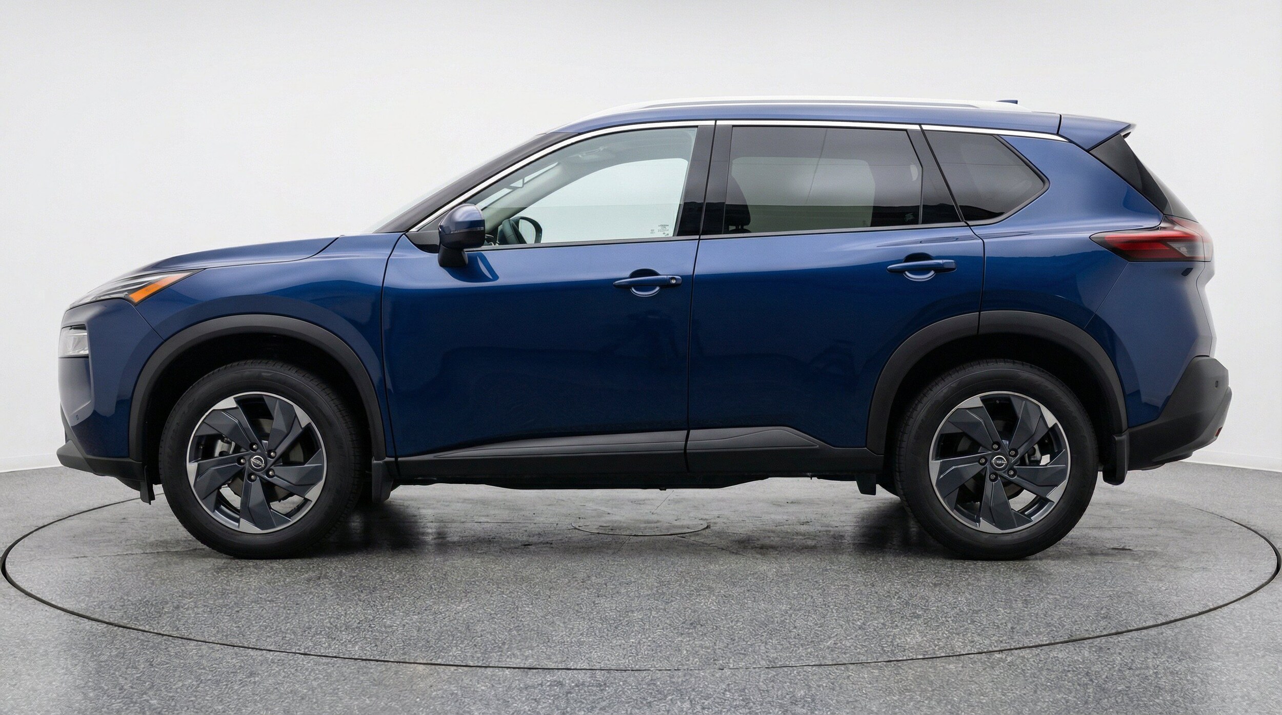 Thumbnail: 2025 Nissan Rogue - 5
