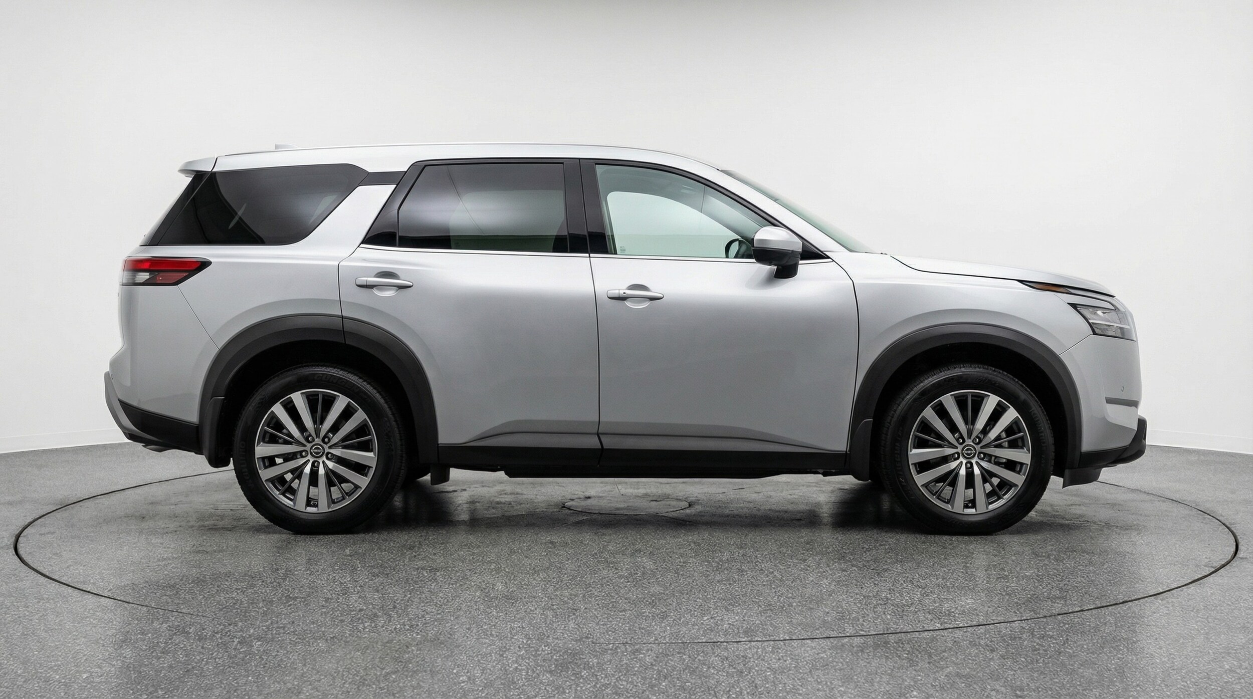 Thumbnail: 2025 Nissan Pathfinder - 8