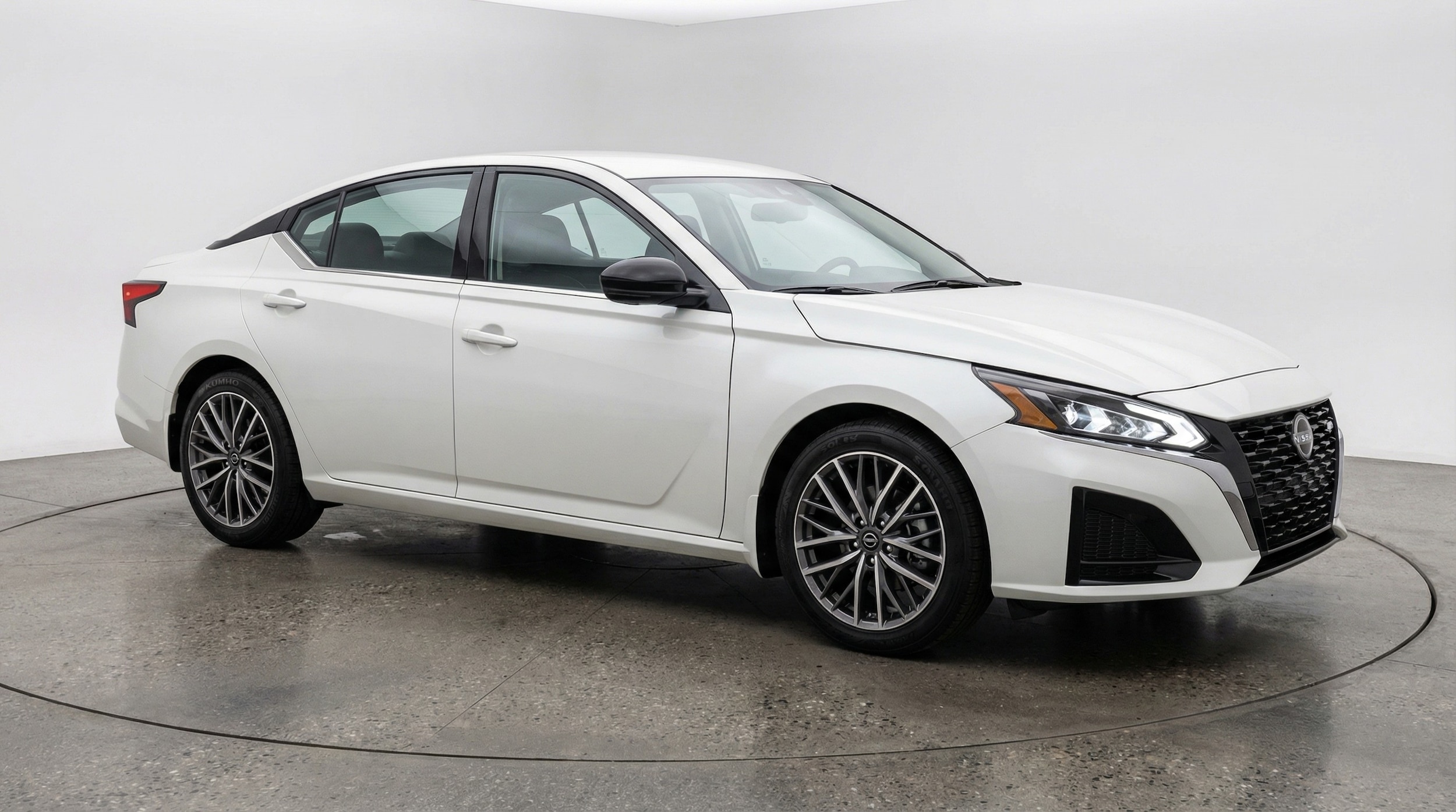 Thumbnail: 2025 Nissan Altima - 1