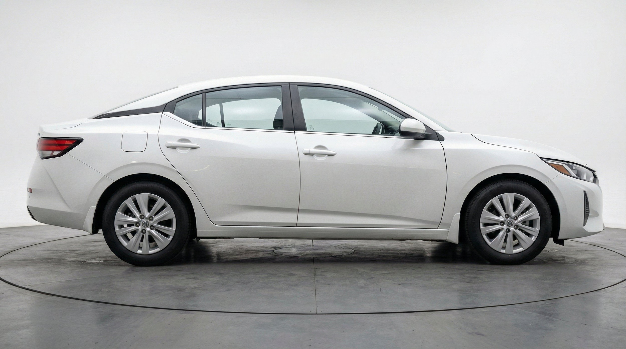 Thumbnail: 2025 Nissan Sentra - 11