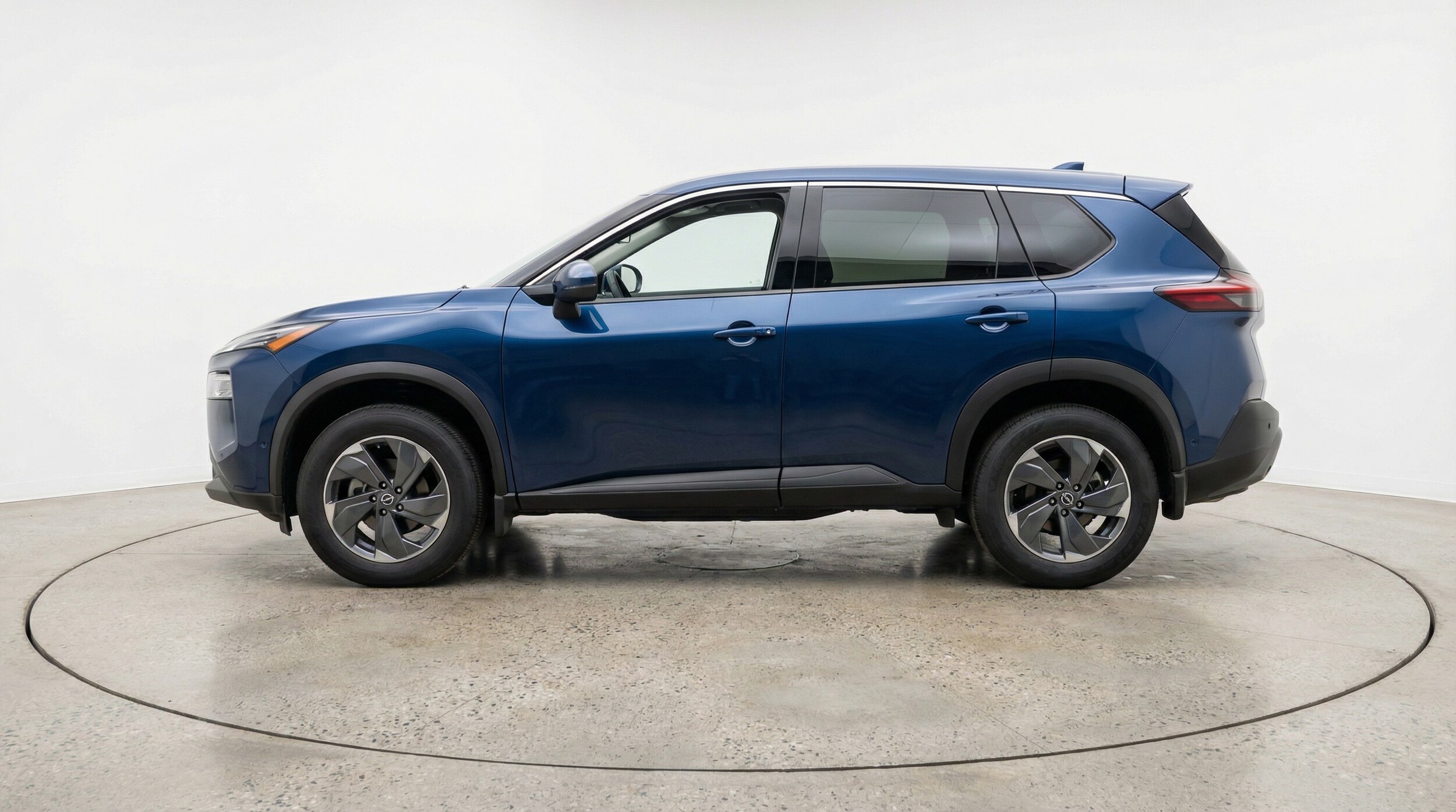 Thumbnail: 2025 Nissan Rogue - 4