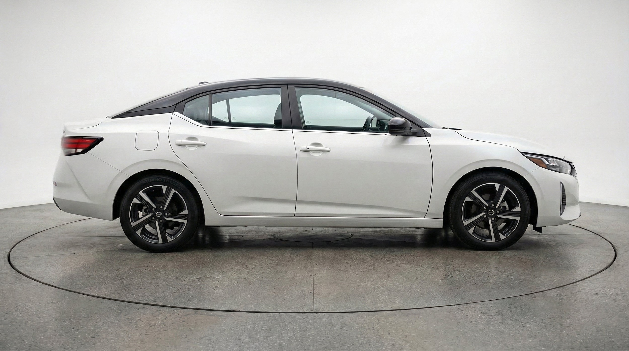 Thumbnail: 2025 Nissan Sentra - 11