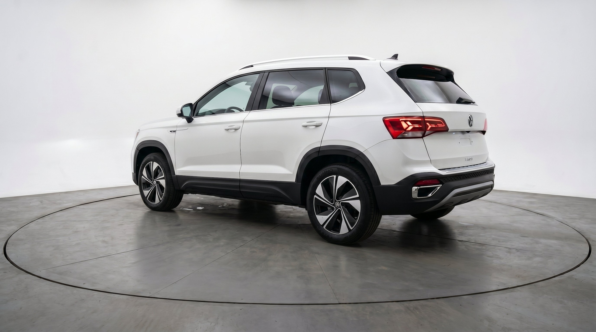 Thumbnail: 2026 Volkswagen Taos - 6