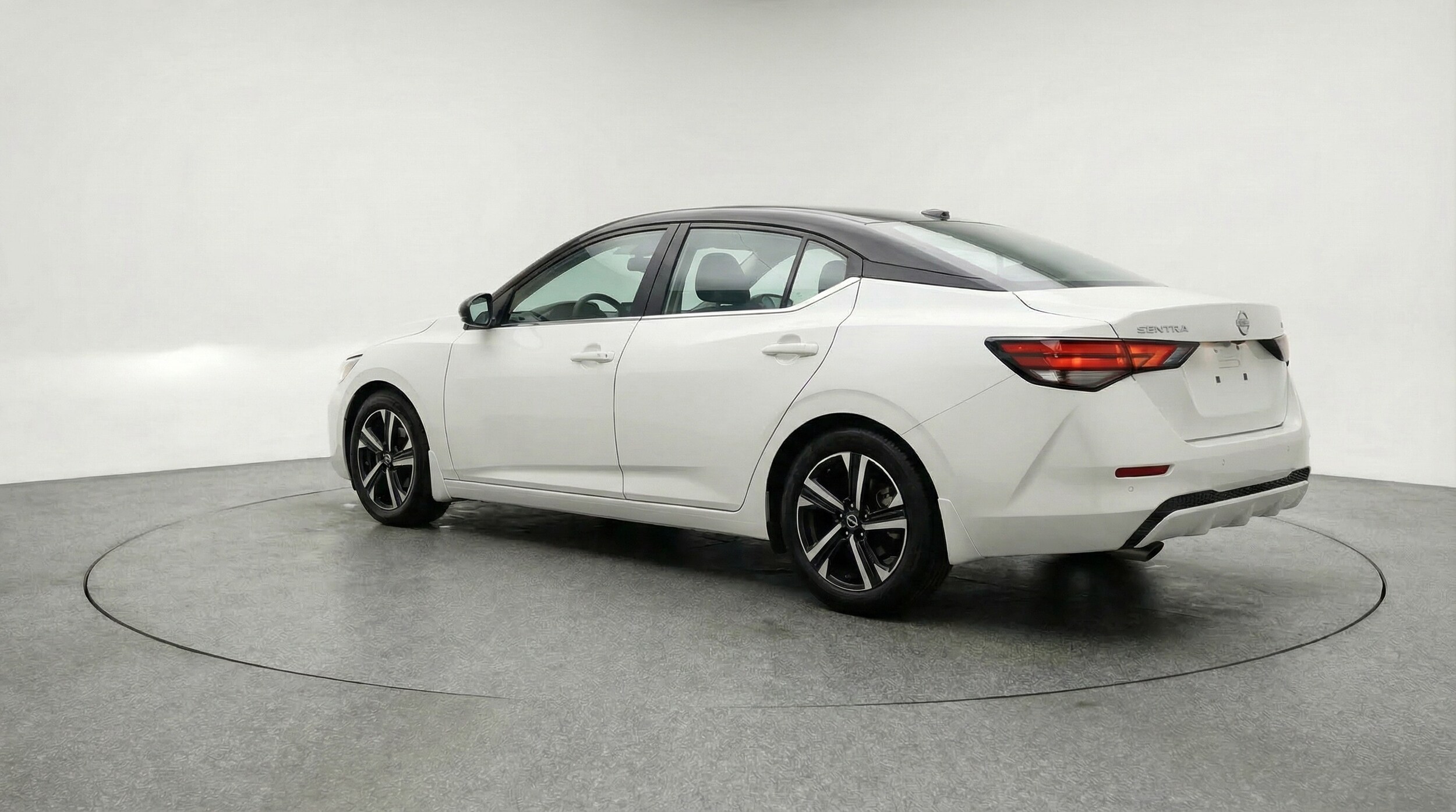 Thumbnail: 2025 Nissan Sentra - 5