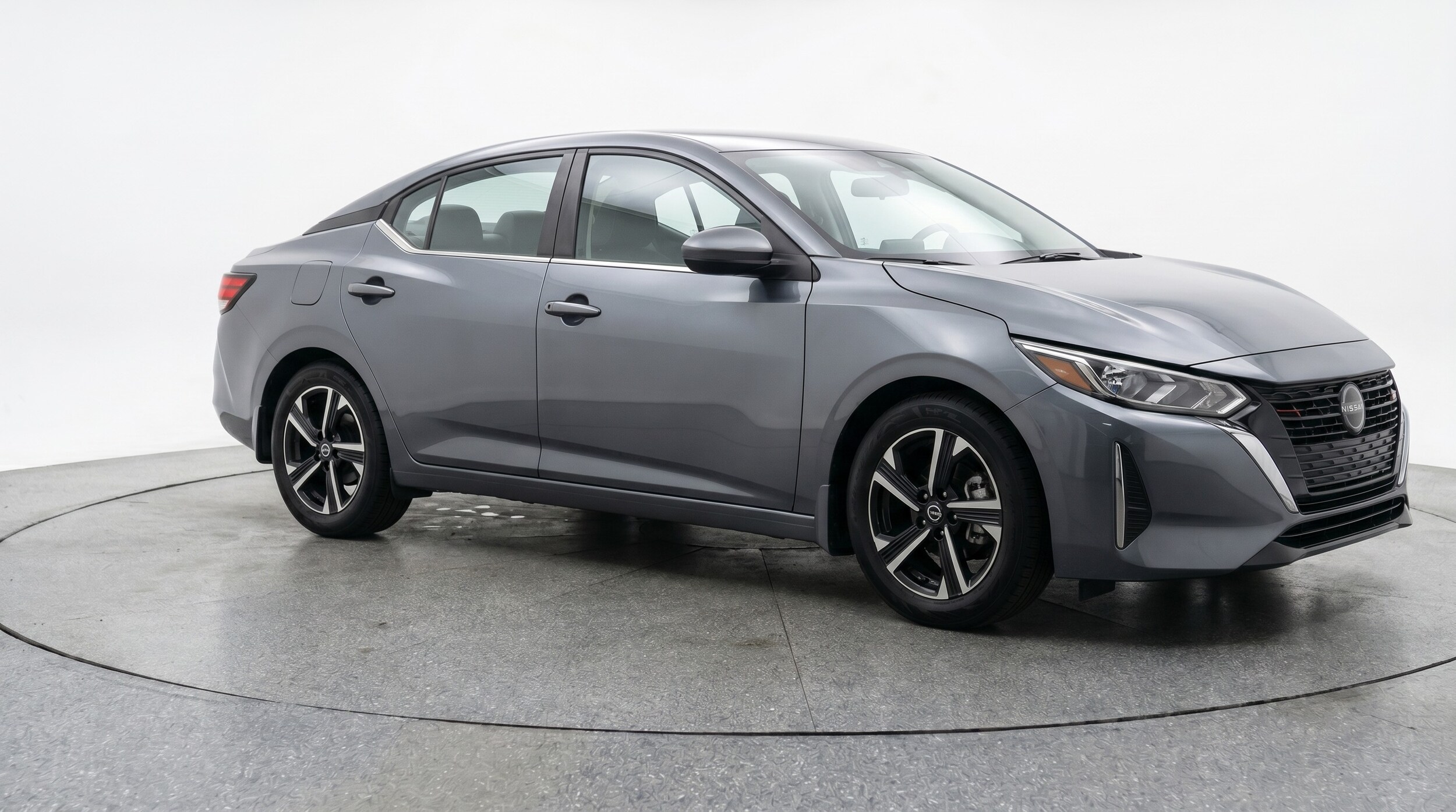 Thumbnail: 2025 Nissan Sentra - 1