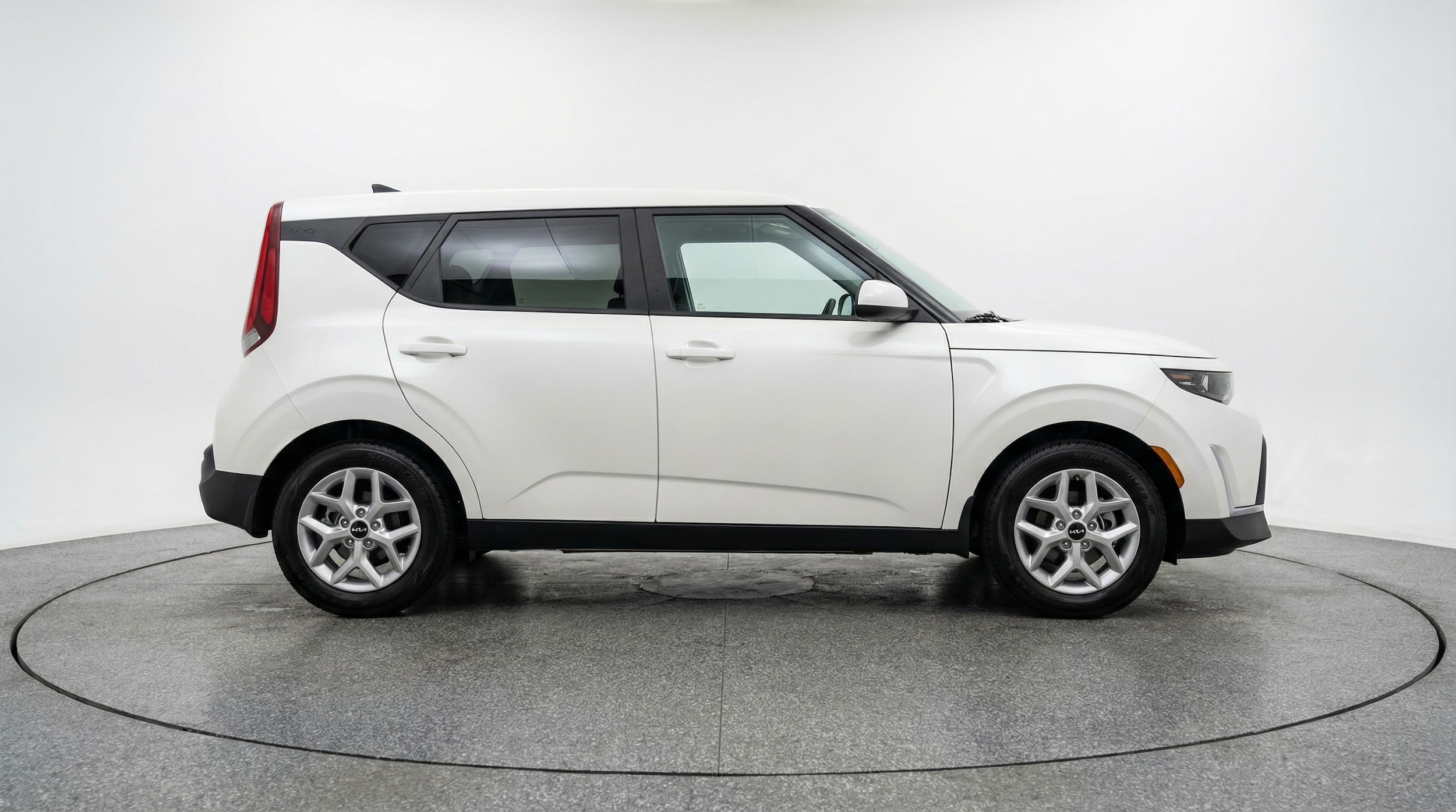 Thumbnail: 2025 Kia Soul - 8