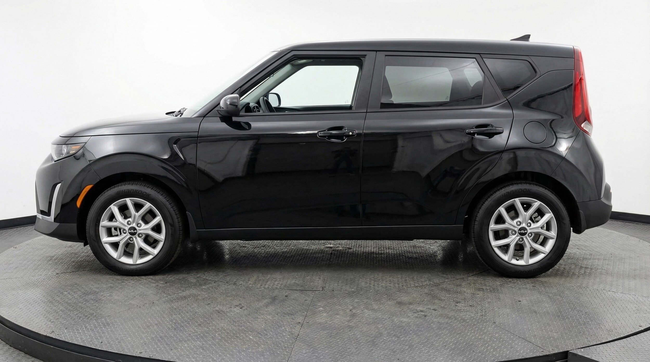 Thumbnail: 2025 Kia Soul - 4